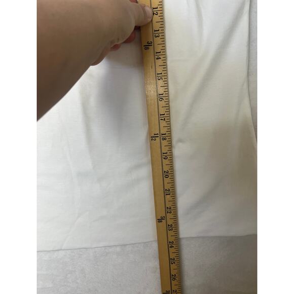 Elegant White Women's Top - Picture 6 of 8